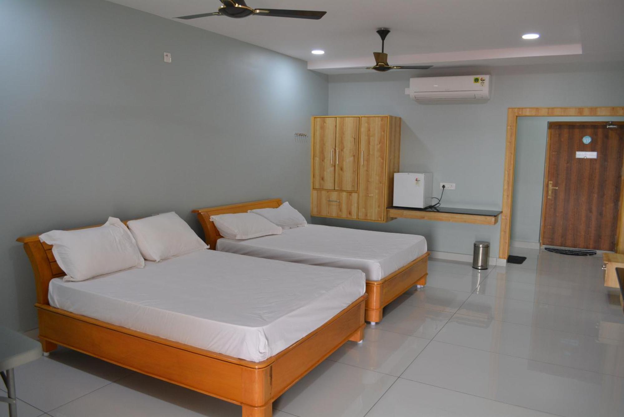 Yanam Resorts Eksteriør billede